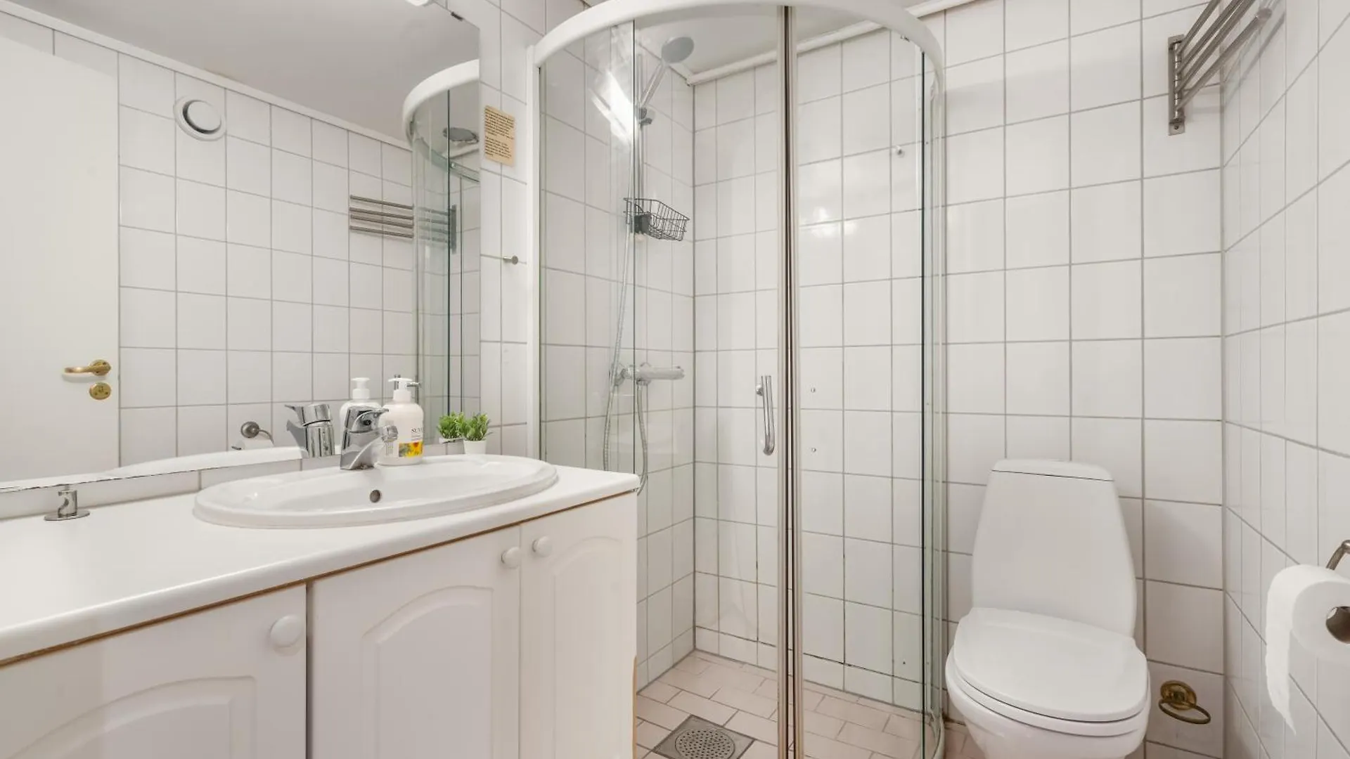 Budgetel- Kong Oscarsgate 44 Bergen Daire